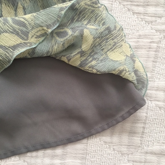 Intuitions Camisole Tank - Picture 7 of 8